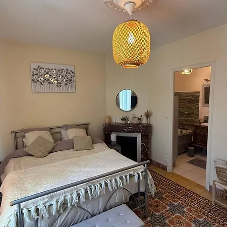 Lejlighed Grand F4 Climatise, Terrasse, Garage Pour 8 Personnes, Centre-ville Amelie-les-bains - Fr-1-703-207
