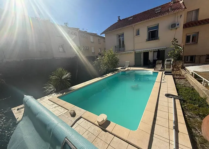 Grand F4 Climatise, Terrasse, Garage Pour 8 Personnes, Centre-ville Amelie-les-bains - Fr-1-703-207 アメリ・レ・バン・パラルダ